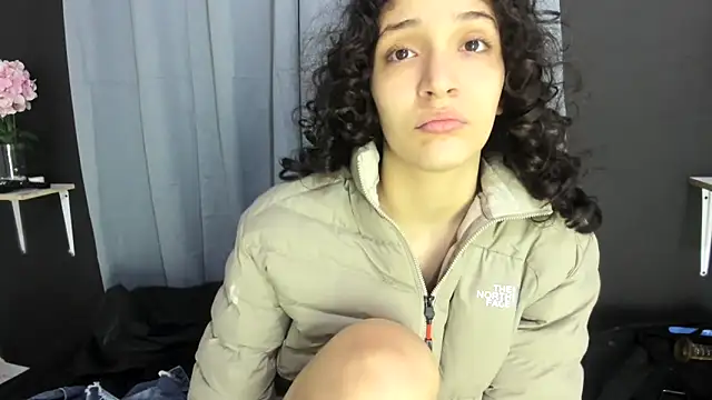 TeensNews18 online show from November 14, 2025, 12:37 pm