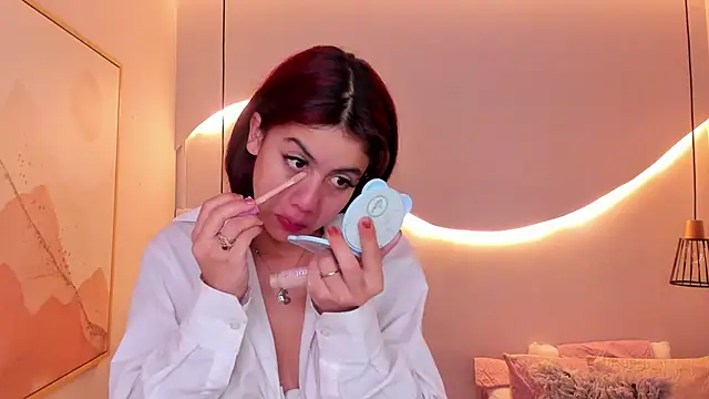 Julieth brown  online show from February 22, 2026, 11:53 am