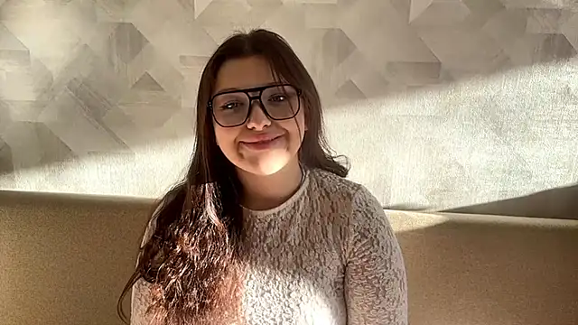 Snapshot of CarylWeatherholtz chatting on November 15, 2025, 11:51 am CarylWeatherholtz online show from November 15, 2025, 11:51 am