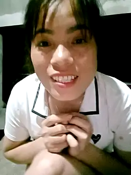 Maymay0033 online show from September 30, 2025, 12:21 pm