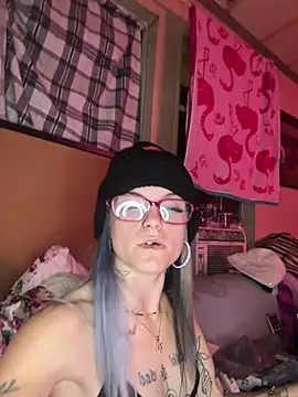 ittybittymeryssa online show from February 14, 2026, 5:37 am