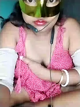 mimi87hoty online show from July 21, 2026, 7:16 pm