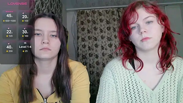 Snapshot of Poppy_sun chatting on November 29, 2025, 4:32 pm Poppy sun online show from November 29, 2025, 4:32 pm