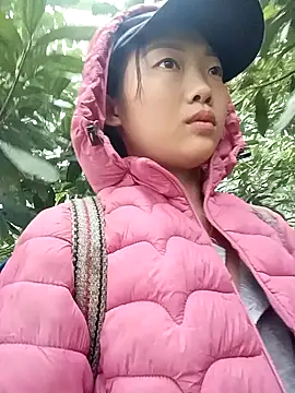 Snapshot of Ananine chatting on November 14, 2025, 12:31 am Ananine online show from November 14, 2025, 12:31 am