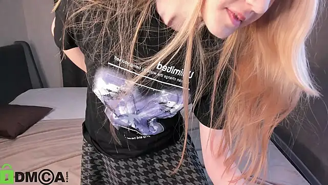 Snapshot of Sylvia_Ortiz chatting on October 8, 2025, 9:40 am Sylvia Ortiz online show from October 8, 2025, 9:40 am