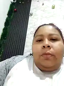 Snapshot of andrealopez1607_ chatting on November 28, 2025, 5:21 am andrealopez1607 online show from November 28, 2025, 5:21 am