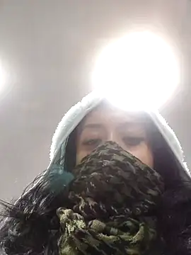 Queen Ashly online show from December 14, 2025, 1:55 am