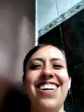 Snapshot of Queen_Ashly chatting on June 6, 2026, 9:08 pm Queen Ashly online show from June 6, 2026, 9:08 pm