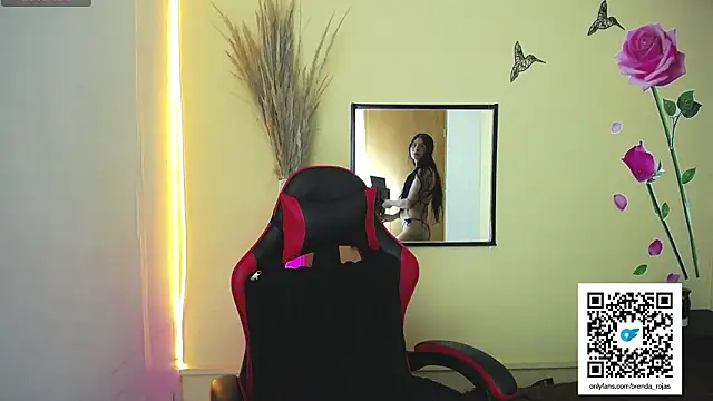 BrendaRojas  online show from February 20, 2026, 7:47 pm