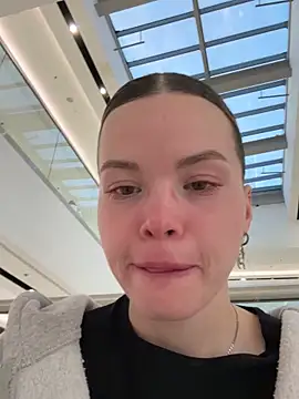 Snapshot of SMELLSEX chatting on September 14, 2025, 3:33 pm SMELLSEX online show from September 14, 2025, 3:33 pm