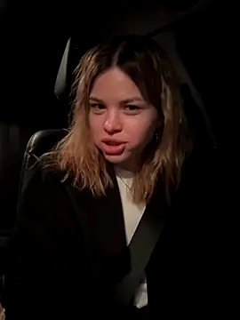 Snapshot of SMELLSEX chatting on October 18, 2025, 3:46 pm SMELLSEX online show from October 18, 2025, 3:46 pm