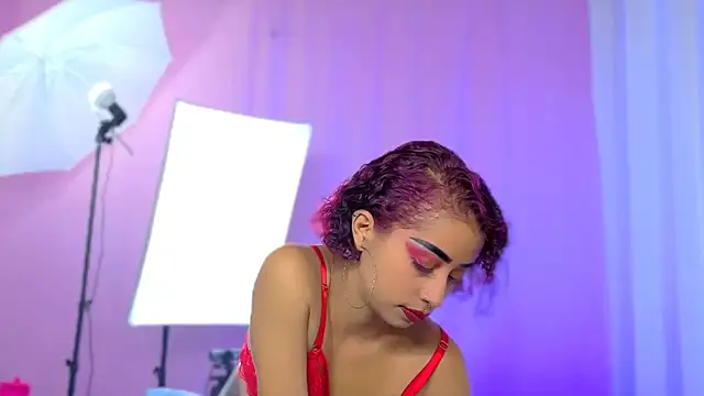 Gabriela Reyes online show from February 10, 2026, 3:49 pm