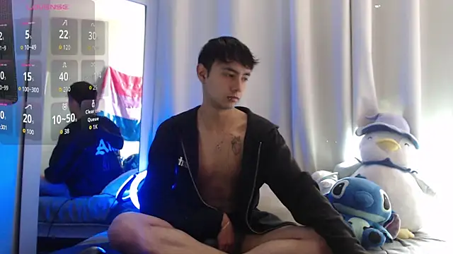 Snapshot of Noah_Blaze chatting on September 12, 2025, 3:45 pm Noah Blaze online show from September 12, 2025, 3:45 pm