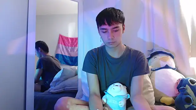 Snapshot of Noah_Blaze chatting on September 25, 2025, 10:13 pm Noah Blaze online show from September 25, 2025, 10:13 pm