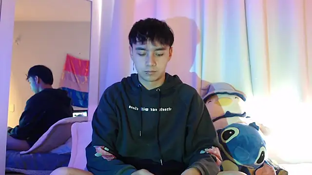 Snapshot of Noah_Blaze chatting on October 8, 2025, 8:50 pm Noah Blaze online show from October 8, 2025, 8:50 pm