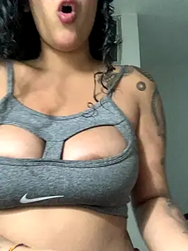 Snapshot of caritobeachdh chatting on October 4, 2025, 4:43 am caritobeachdh online show from October 4, 2025, 4:43 am