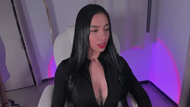 seductivelvet online show from January 12, 2026, 1:55 am