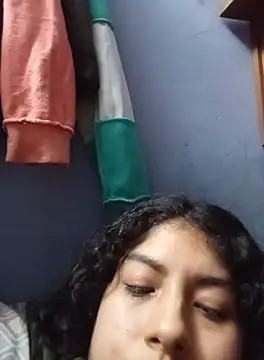 Syndel23 online show from September 24, 2025, 3:10 am