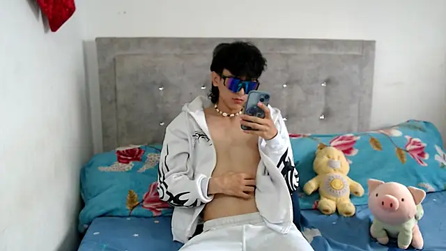 dylann ross online show from April 15, 2026, 4:25 pm