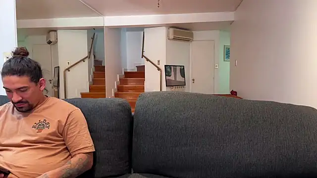 lenruy online show from February 6, 2026, 12:37 am