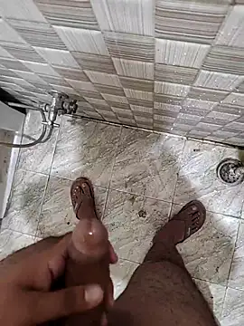 Snapshot of vers_negi9 chatting on September 9, 2025, 3:11 pm vers negi9 online show from September 9, 2025, 3:11 pm