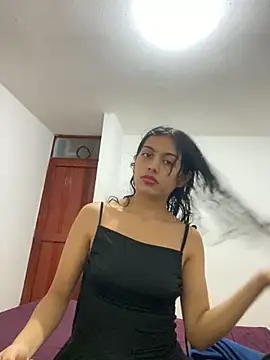 Nezuko-uWux online show from September 13, 2025, 1:05 am