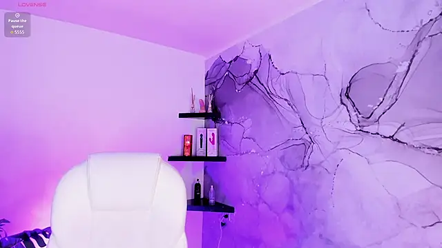 Snapshot of Lilokat_ chatting on October 18, 2025, 2:36 am Lilokat online show from October 18, 2025, 2:36 am