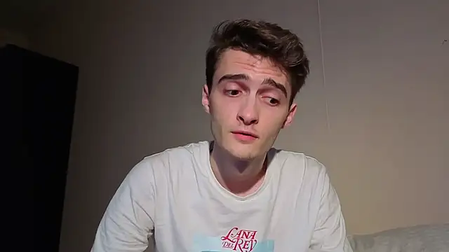 Snapshot of spider____man chatting on June 24, 2026, 5:56 pm spider man online show from June 24, 2026, 5:56 pm