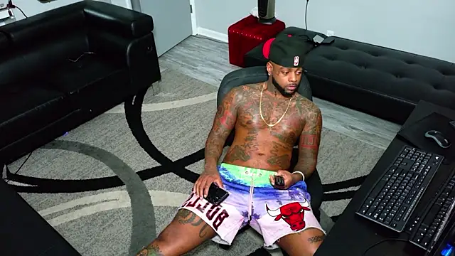 SLANGONDEMHOES online show from January 17, 2026, 7:50 pm