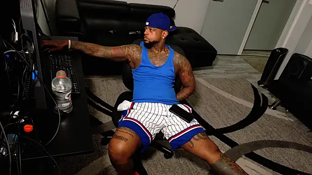 SLANGONDEMHOES online show from February 25, 2026, 12:59 pm