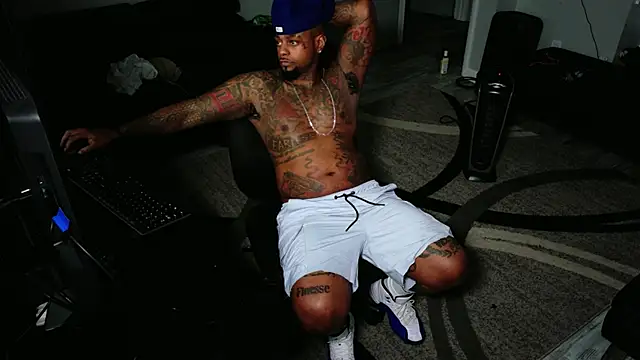 Snapshot of SLANGONDEMHOES chatting on June 12, 2026, 4:44 am SLANGONDEMHOES online show from June 12, 2026, 4:44 am