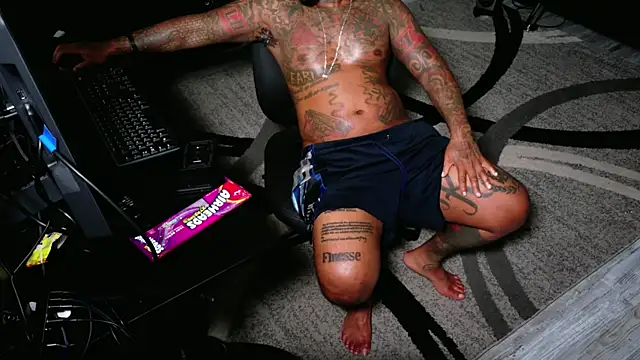 Snapshot of SLANGONDEMHOES chatting on June 18, 2026, 3:18 am SLANGONDEMHOES online show from June 18, 2026, 3:18 am
