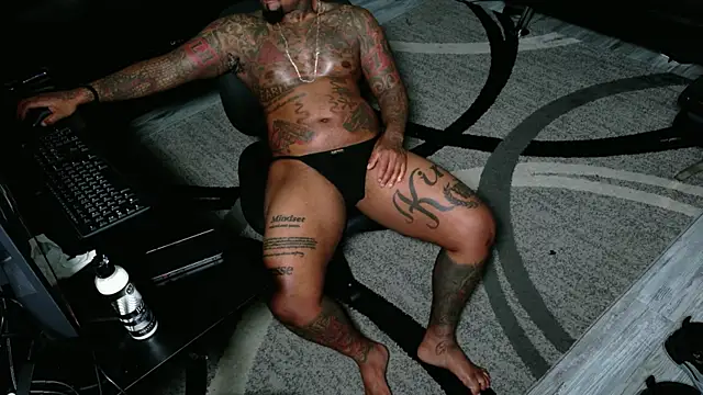 Snapshot of SLANGONDEMHOES chatting on June 22, 2026, 3:25 am SLANGONDEMHOES online show from June 22, 2026, 3:25 am
