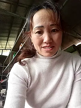 Fienjr online show from December 17, 2025, 8:53 am