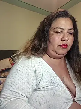 curvy diva  online show from March 14, 2026, 10:32 am