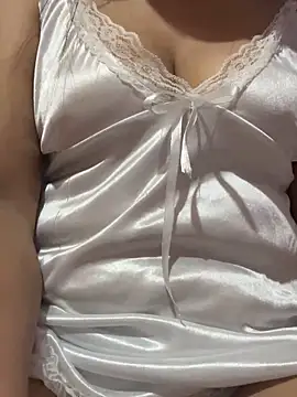 Binjt online show from April 22, 2026, 6:42 pm