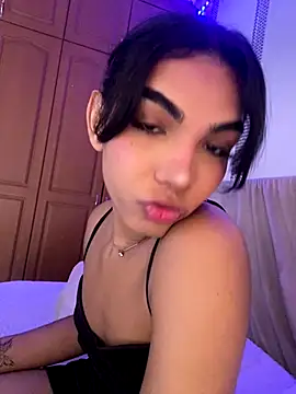 VeronicaSaenzx online show from December 17, 2025, 5:52 pm