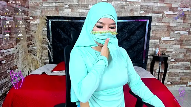 Snapshot of Amal_Bakir chatting on November 28, 2025, 12:24 am Amal Bakir online show from November 28, 2025, 12:24 am