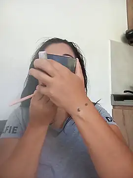 Alisson Morgann online show from September 21, 2025, 2:29 pm