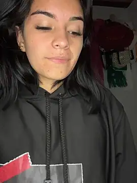 Snapshot of blinkiii_ chatting on December 23, 2025, 3:04 am blinkiii online show from December 23, 2025, 3:04 am