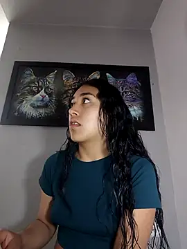 Snapshot of AmberGold- chatting on October 4, 2025, 10:19 pm AmberGold- online show from October 4, 2025, 10:19 pm