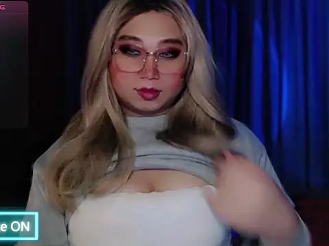 Snapshot of Degeneresqueen chatting on June 11, 2026, 10:30 pm Degeneresqueen online show from June 11, 2026, 10:30 pm