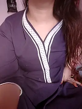 Dimple sexxy online show from October 16, 2025, 11:00 am