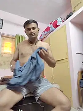 Snapshot of Frvgggghh chatting on November 28, 2025, 9:12 am Frvgggghh online show from November 28, 2025, 9:12 am