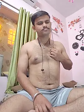 Snapshot of Frvgggghh chatting on December 5, 2025, 9:18 am Frvgggghh online show from December 5, 2025, 9:18 am