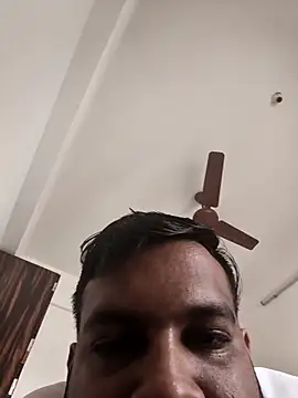 vinay smalldick online show from February 13, 2026, 8:21 am