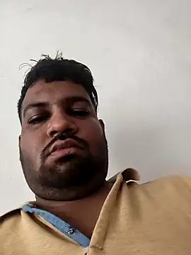Snapshot of vinay_smalldick chatting on May 10, 2026, 1:22 am vinay smalldick online show from May 10, 2026, 1:22 am