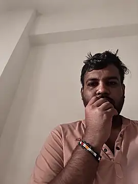 Snapshot of vinay_smalldick chatting on June 8, 2026, 2:01 am vinay smalldick online show from June 8, 2026, 2:01 am