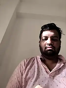 Snapshot of vinay_smalldick chatting on June 9, 2026, 2:23 am vinay smalldick online show from June 9, 2026, 2:23 am