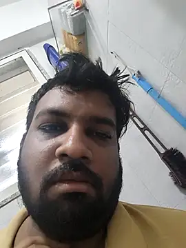 Snapshot of vinay_smalldick chatting on June 27, 2026, 4:39 am vinay smalldick online show from June 27, 2026, 4:39 am